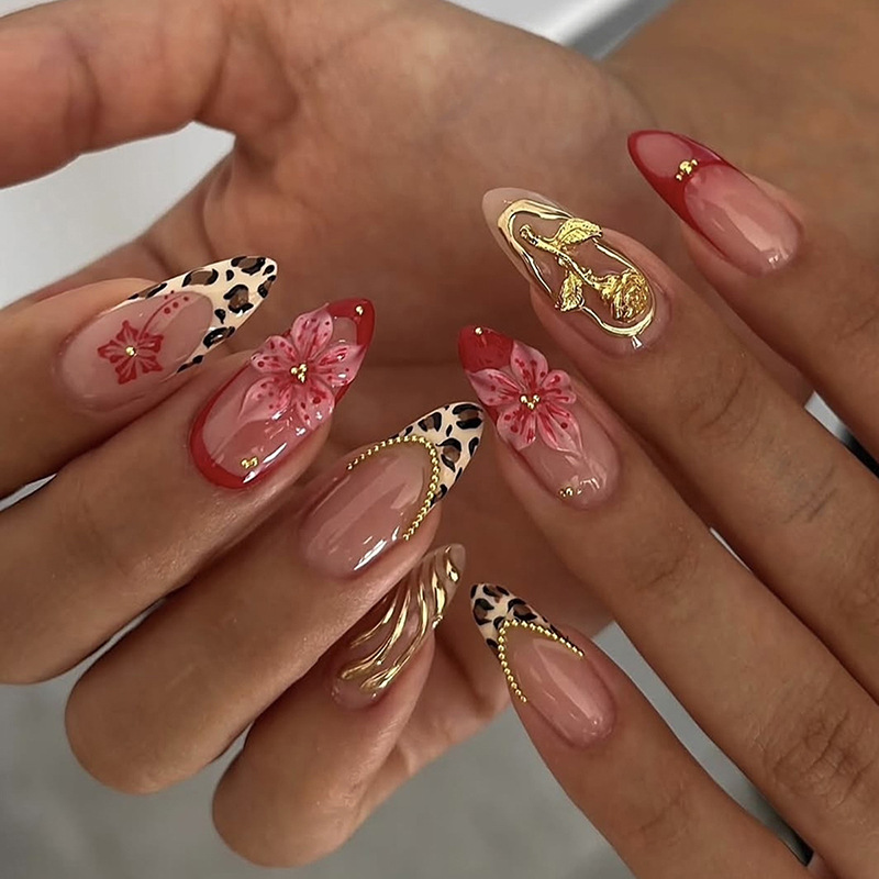 Nail Art Leopard - 24 ชิ้น เล็บปลอมลายเสือดาวทรงอัลมอนด์แบบฝรั่งเศส พร้อมลายกุหลาบทองคำ ติดง่าย ความยาวปานกลาง