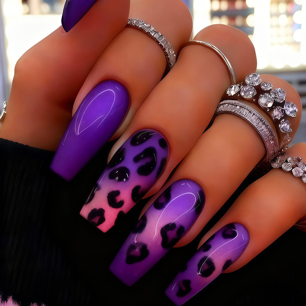เล็บปลอมขนาดกลางสำหรับผู้หญิงแ - Nail Art Leopard บทวิจารณ์และราคา