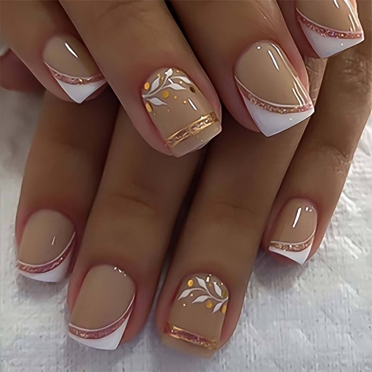 เล็บปลอมแบบสั้น-กลางสำหรับผู้ห - Nail Art Aesthetic บทวิจารณ์และราคา