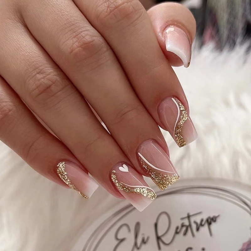 เล็บปลอมแบบสั้น-กลางสำหรับผู้ห - Nail Art Aesthetic บทวิจารณ์และราคา